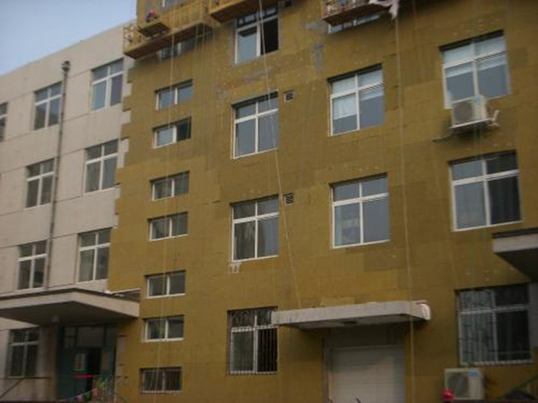 巖棉外墻工程案例